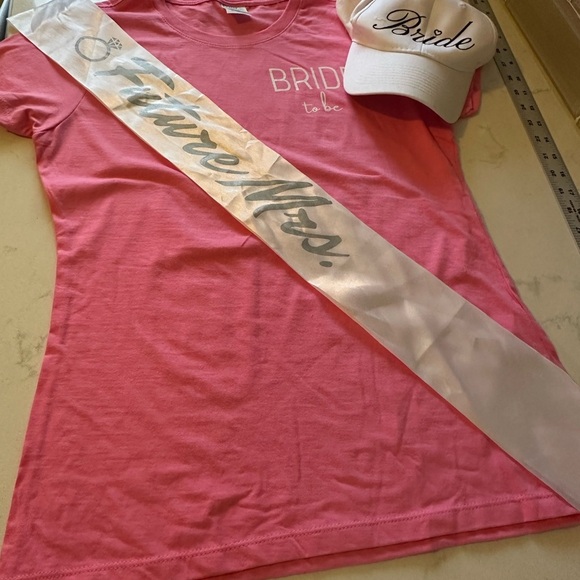 New Bride To Be Set: Pink T Shirt Size Small , Future Mrs. Sash, And Bride Hat - Picture 1 of 14